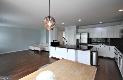 118 Shoal Creek Dr, Blue Bell PA  19422-3250 exterior