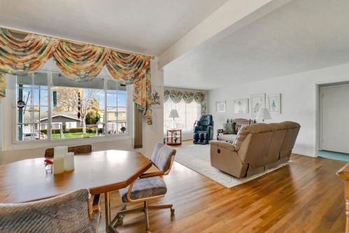 742 Hawthorne Ave, El Cajon, CA 92020-5624