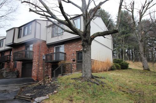 401 Cricketwood Ct, Canonsburg PA  15317-2303 exterior