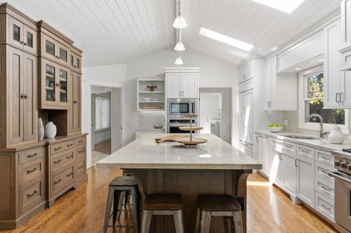 18931 Fernbrook Ct, Saratoga CA  95070-3424 exterior