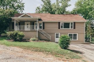 463 Moncrief Ave, Goodlettsville, TN 37072-1533