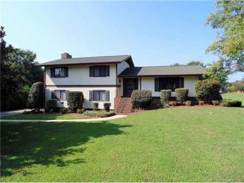 101 Windsong Ct, Gastonia, NC 28056-8897