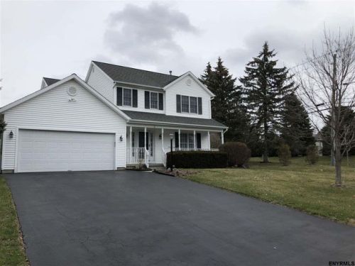 3 Somerset Dr, Bethlehem Center, NY 12077-3115