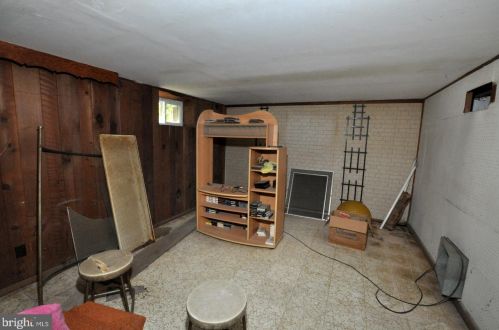 408 Latona Ave, Trenton NJ 08618-2716 exterior