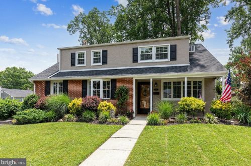 223 Cowbell Rd, Willow Grove, PA 19090-1505