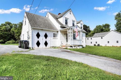 1550 Trindle Rd, Carlisle, PA 17015-9759