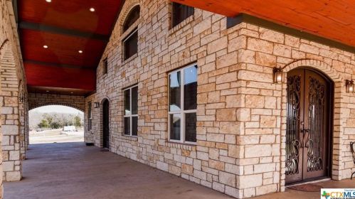 752 Fm 112, Thrall, TX 76578-8759