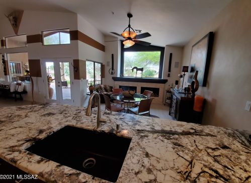 3398 Abrego Dr, Green Valley AZ  85614-3641 exterior