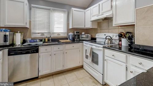 9417 Winchester Ave, Atlantic City NJ  08402-1045 exterior