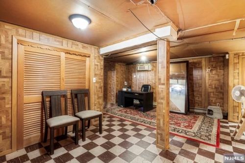 122 Gaston Ave, Outwater NJ  07026-1208 exterior