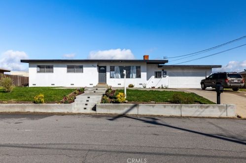 619 Shannon Hill Dr, Lake Nacimiento CA  93446-1824 exterior