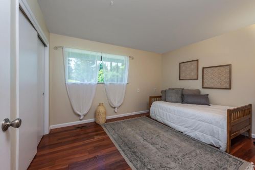 7190 Fircrest Ave, Sebastopol CA  95472-4430 exterior