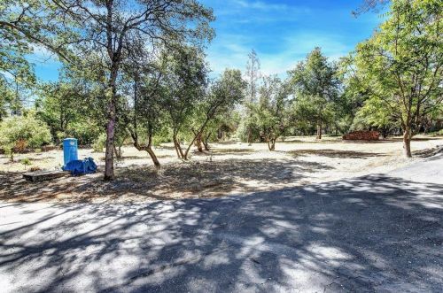 13267 Squirrel Creek Rd, Grass Valley CA 95945-4551 exterior