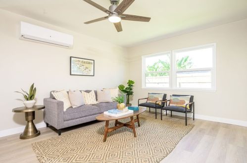 15407 Elmcroft Ave, Norwalk CA  90650-6242 exterior