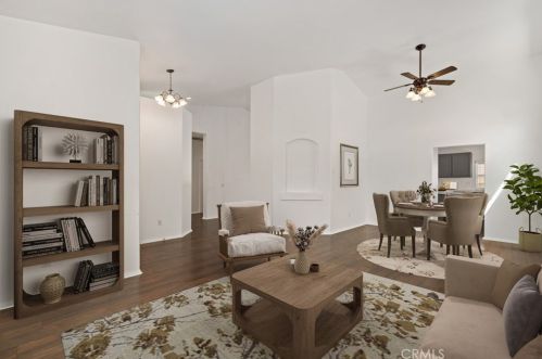 1635 Western Village Dr, San Jacinto CA  92583-6302 exterior