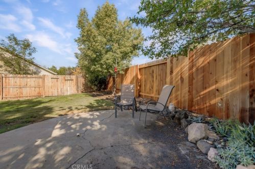 12 Wysong Ct, Chico CA  95928-7647 exterior