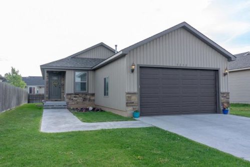 3232 Quakey Aspen Dr, Iona, ID 83427-4707