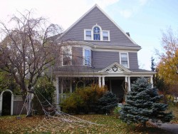 5 Copley St, Newton, MA 02458-2204