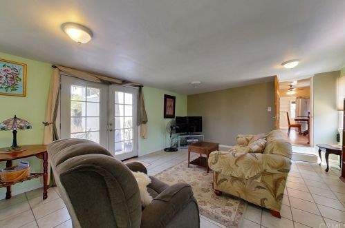 4333 Falcon Ave, Long Beach CA 90807-2503 exterior