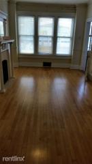 2032 Farwell Ave, Milwaukee WI  53202-1104 exterior