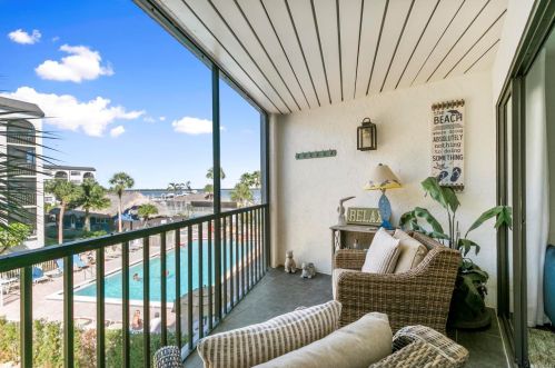 1007 Anglers Cv, Marco Island, FL 34145-2365