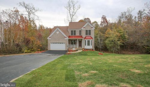 380 Wood Landing Rd, Fredericksburg, VA 22405-3556