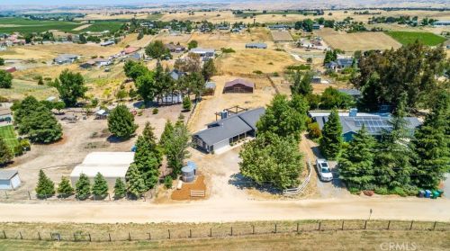 8255 Settlers Pl, Lake Nacimiento CA  93446-8364 exterior