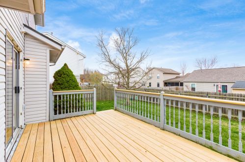 1616 Milington Way, Marysville OH  43040-9313 exterior