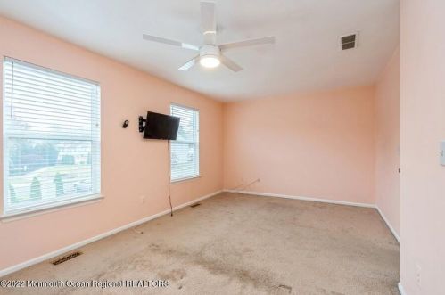 90 Rita Ln, Jackson Twp NJ  08527-2367 exterior