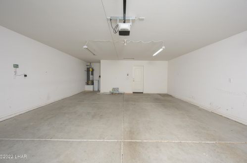 2460 Topanga Dr, Bullhead City AZ  86442-8466 exterior