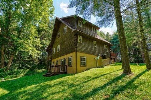 16512 Log Home Rd, Laurelville OH  43135-9641 exterior