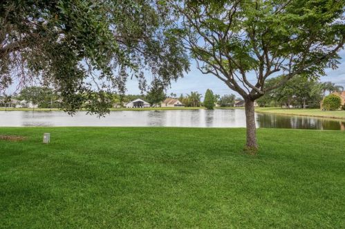 5821 Donnelly Cir, Orlando, FL 32821-7665