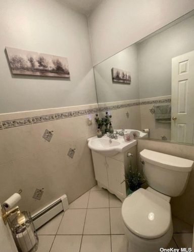 15 Ramblewood Rd, Shoreham NY  11786-2301 exterior