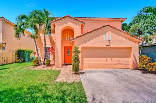 11241 20th St, Hollywood, FL 33025-6637