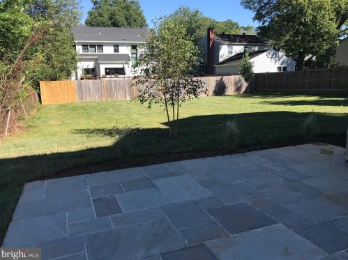 608 Jackson St, Falls Church VA  22046-2828 exterior