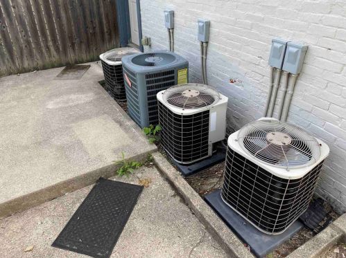 1103 Pike St, Covington KY 41011-2268 exterior