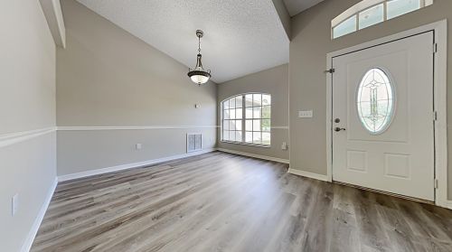 2470 Unionville Dr, Deltona, FL 32725-2260