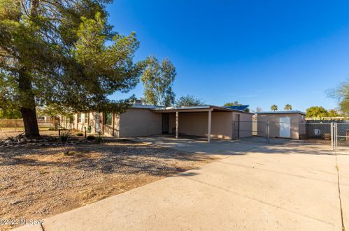 6805 Escalante Rd, Tucson, AZ 85730-3238
