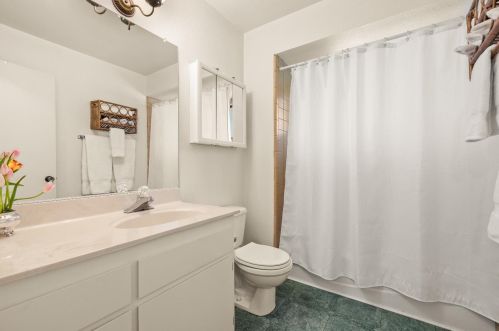 12681 Wolf Rd, Grass Valley CA  95949-8183 exterior