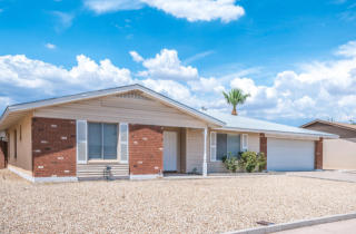 4126 Eva St, Phoenix, AZ 85051-3241