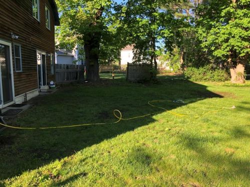 18 Railroad Ave, Richmond RI  02892-1507 exterior