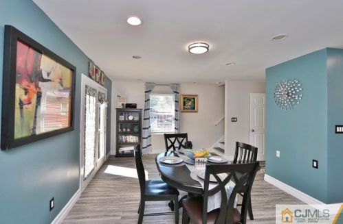 16 Dayton Cres, Bernardsville NJ  07924-2704 exterior