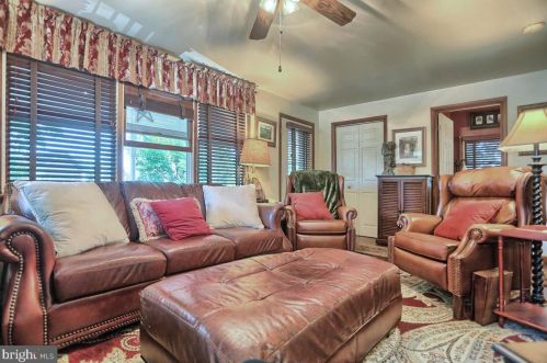 4300 Fritchey St, Harrisburg PA 17109-2810 exterior