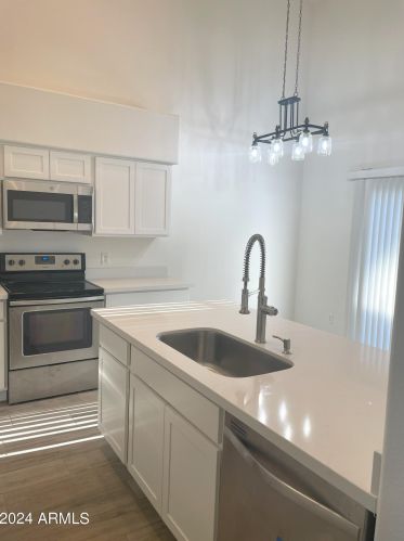 19962 Matilda Ln, Glendale, AZ 85308-5650