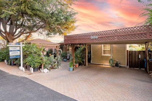 10521 Observatory Dr, San Jose, CA 95127-2637
