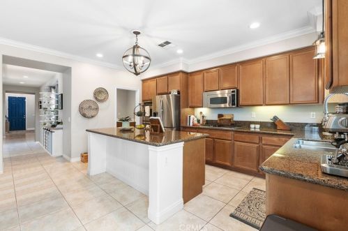 27406 Quincy Ln, Temecula CA  92591-4402 exterior