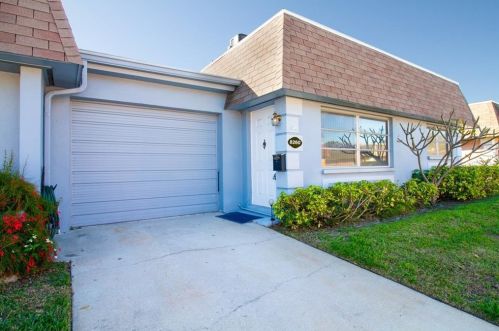 8260 Vendome Blvd, Pinellas Park, FL 33781-1136