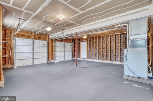 340 Wimbleton Way, Red Lion PA  17356-8292 exterior