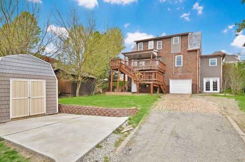 223 College St, Canonsburg, PA 15317-1166