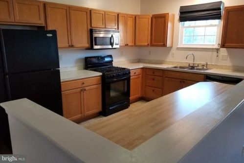 46 Wooten Ct, Dover, DE 19904-3863